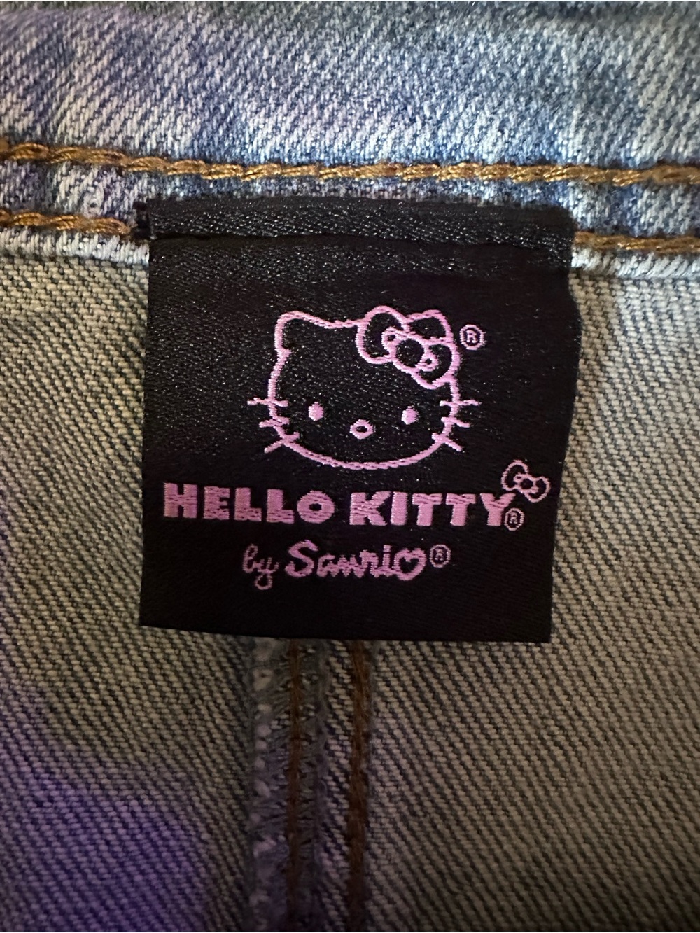 Hello Kitty Blue Denim Skirt with Pink Details - Picture 8 of 13